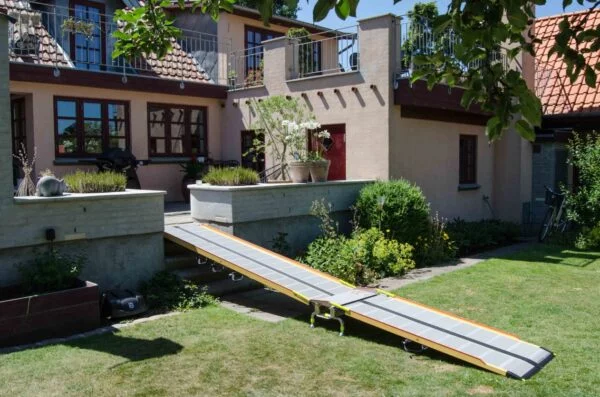 Lichtgewicht oprijplaat - 285 cm Lichtgewicht oprijplaat - 285 cm