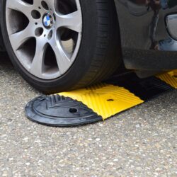 Verkeersdrempel 6,35 meter - 50 mm hoog - zonder reflectoren - Afbeelding 1