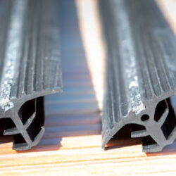 Antislipprofiel voor vlonderplanken - met antislipstrip - Afbeelding 8