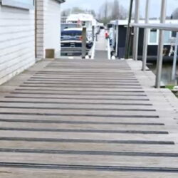 Antislipprofiel voor vlonderplanken - met antislipstrip - Afbeelding 5