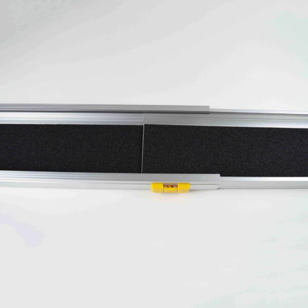 213 cm - Oprijgoten met griptape