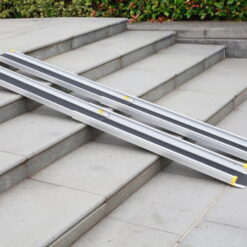 Alternative view of 183 cm - Oprijgoten met griptape