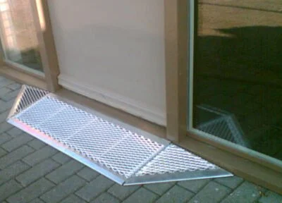 t/m 5 cm Miniramp 3 zijdig drempelhoogte met potenset