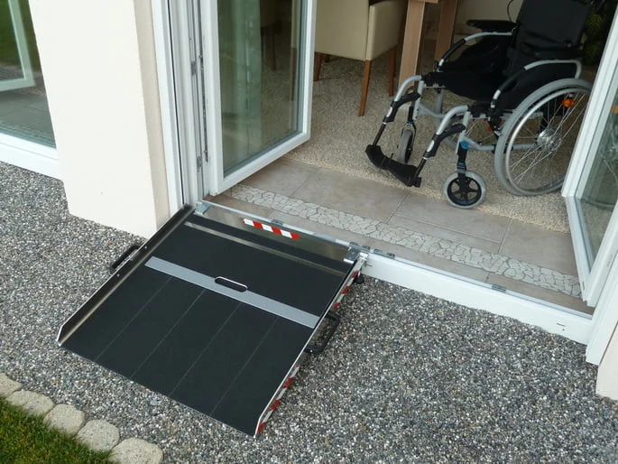 12,5 t/m 19 cm hoog Opklapbare oprijplaat voor schuifpui en balkon - Afbeelding 11