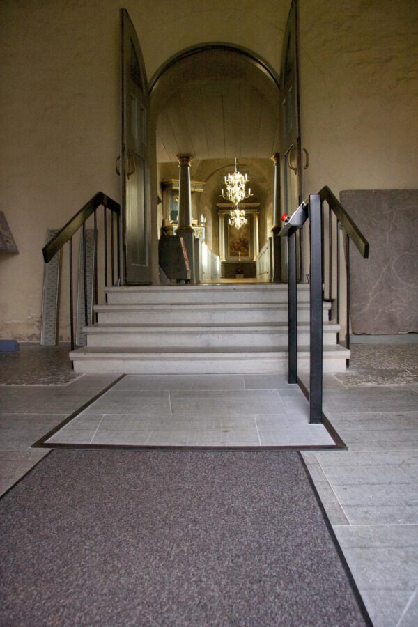 LP50H Platform lift LP50H Platform lift