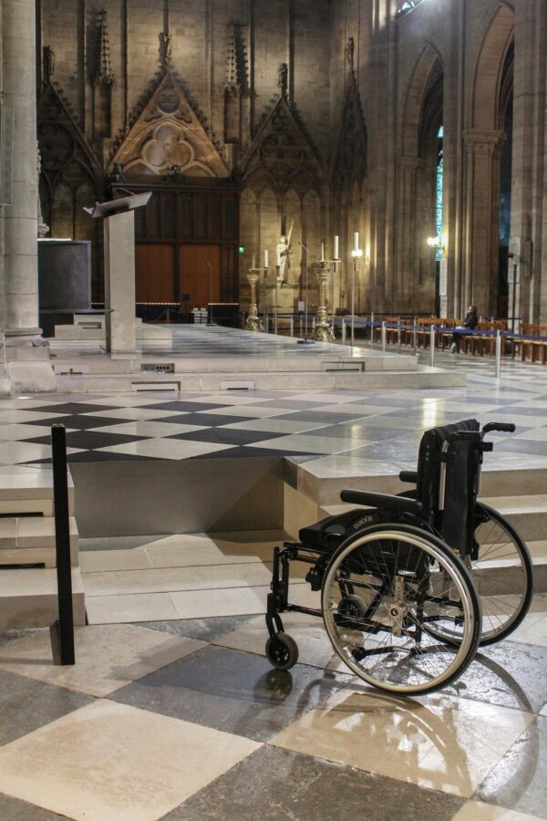 SLP model E - Platform lift SLP model E - Platform lift