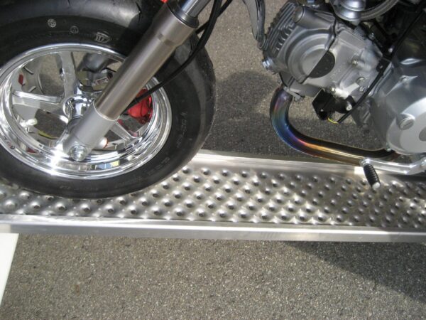 Rechte achter/kofferbak ramp - 200 cm Rechte achter/kofferbak ramp - 200 cm